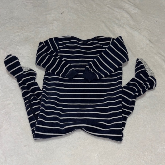 (2 for $10) PEKKLE Striped polar bear footie / sleeper 🐻❄️ 2T - Picture 8 of 9